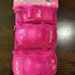 Razor multi sport pads